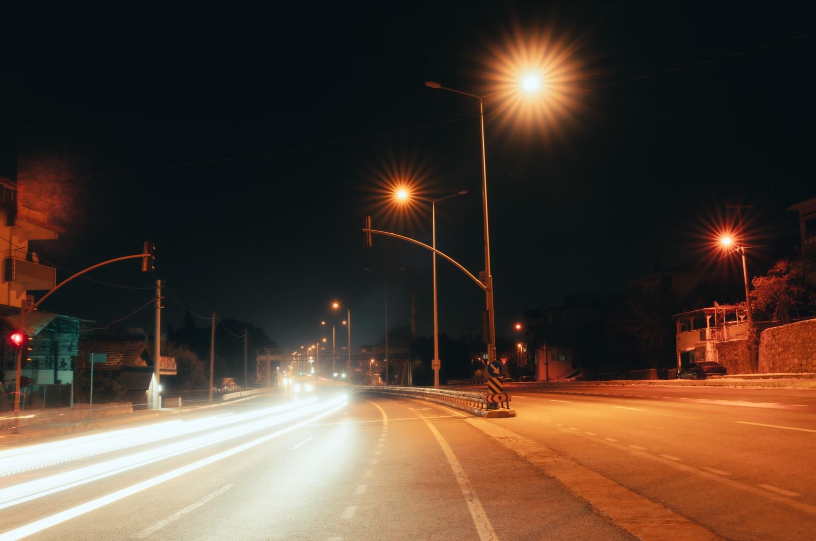 City-night commercial project frame